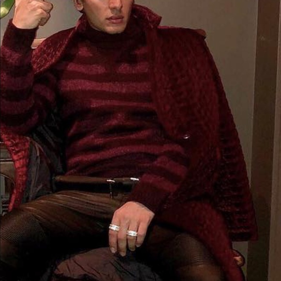 Limited edition Burberry sweater - Picture 2 of 2